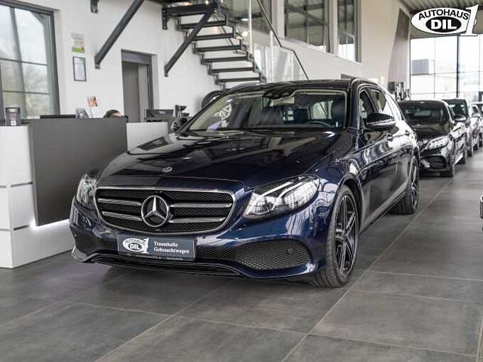 Mercedes-Benz E 350 d T * 1 Hand * * AHK * Night -Paket *