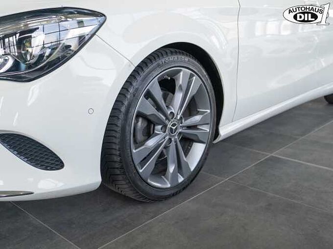 Mercedes-Benz CLA 220 SB 4Matic *R-KAMERA*LED*Distr. +*