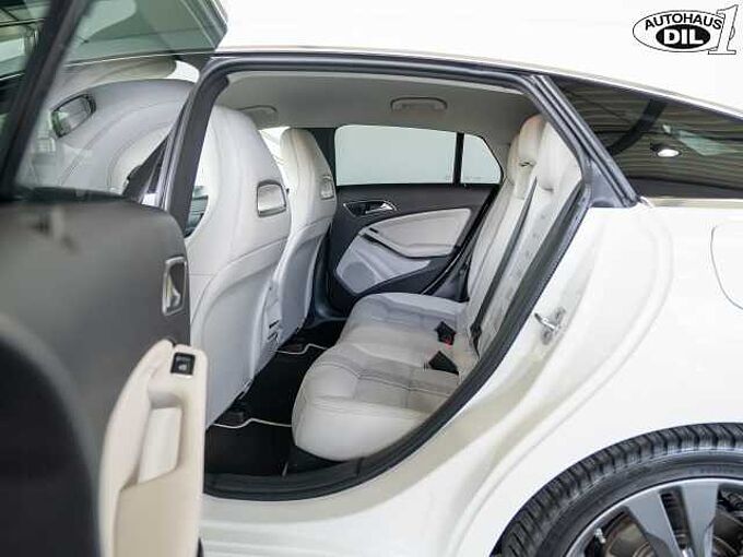 Mercedes-Benz CLA 220 SB 4Matic *R-KAMERA*LED*Distr. +*