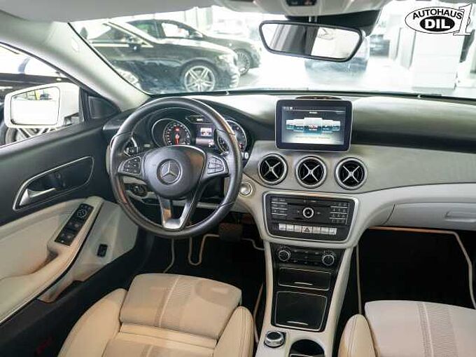 Mercedes-Benz CLA 220 SB 4Matic *R-KAMERA*LED*Distr. +*