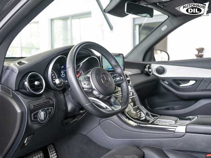 Mercedes-Benz GLC 200 9G-Tronic 4 Matic *AMG-LINE*R-KAMERA*