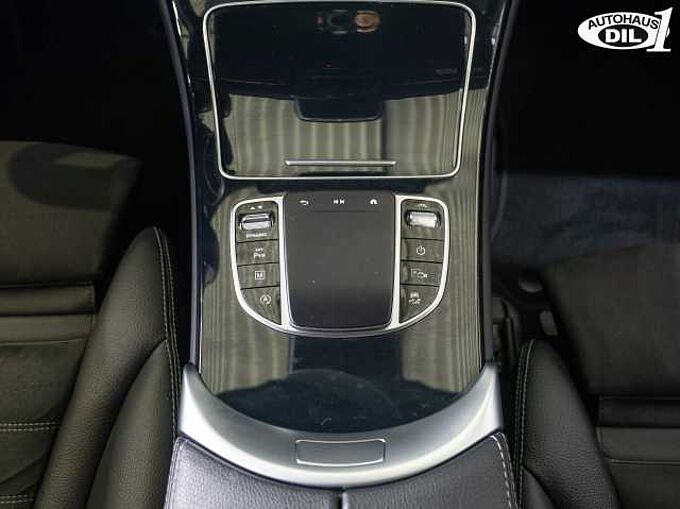 Mercedes-Benz GLC 200 9G-Tronic 4 Matic *AMG-LINE*R-KAMERA*