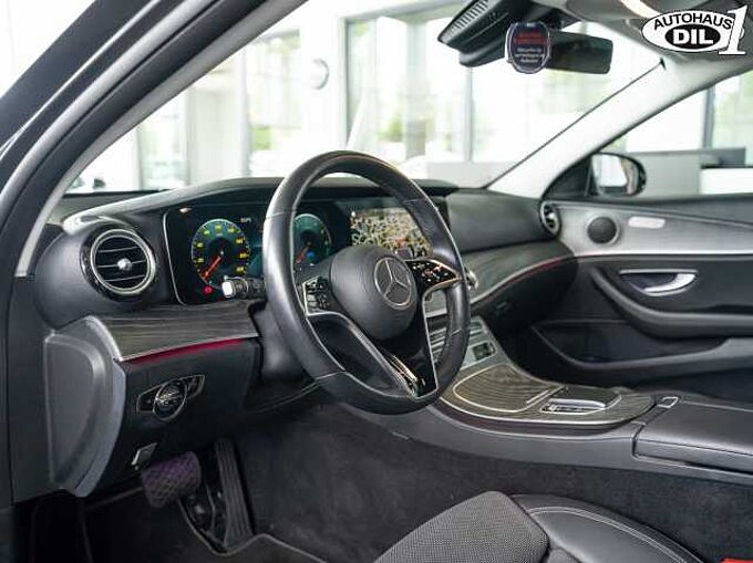 Mercedes-Benz E 300 de T AMG Line *360°-K*AMBIENTE*AHK*