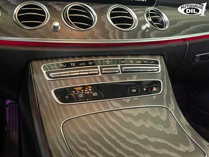 Mercedes-Benz E 300 de T AMG Line *360°-K*AMBIENTE*AHK*