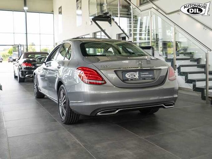 Mercedes-Benz C 220d BlueTEC 7G-Tronic *R-KAMERA*MEMORY*LED*