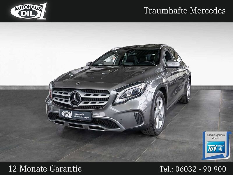 Mercedes-Benz GLA 180  Urban *PANO*PDC*BREMSEN+REIFEN NEU*