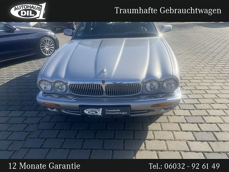 Jaguar XJ 8 *GSD*V8*PDC-HI*