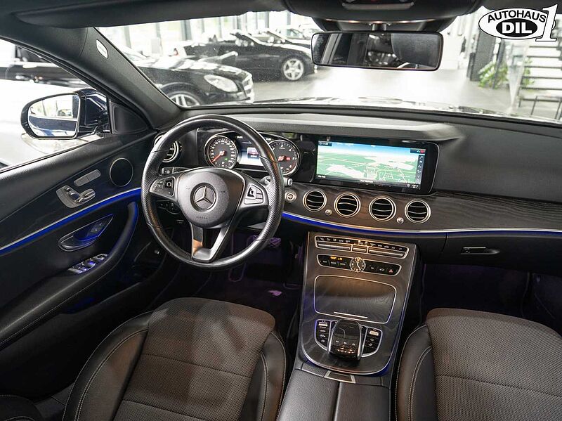 Mercedes-Benz E 220 d T *DISTRONIC*Memory*360*eGSD*