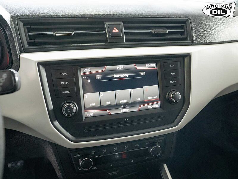 SEAT Arona * Inspektion + top Zustand *