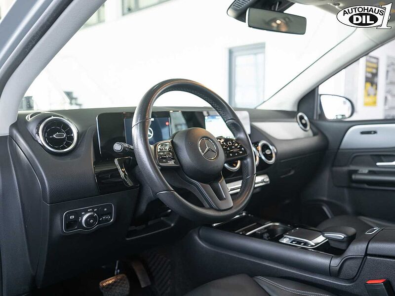 Mercedes-Benz B 180 d *1.Hd. *R-KAMERA*TOTWINKEL*BREMSE NEU*