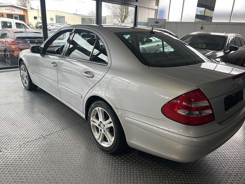 Mercedes-Benz E 200 Kompressor *1-Hand-Scheckheftgepflegt*