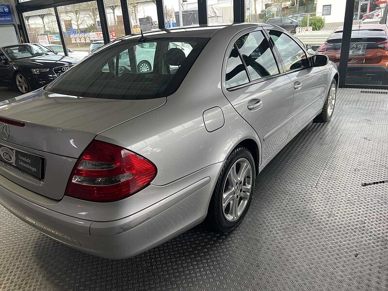 Mercedes-Benz E 200 Kompressor *1-Hand-Scheckheftgepflegt*