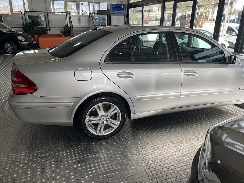 Mercedes-Benz E 200 Kompressor *1-Hand-Scheckheftgepflegt*