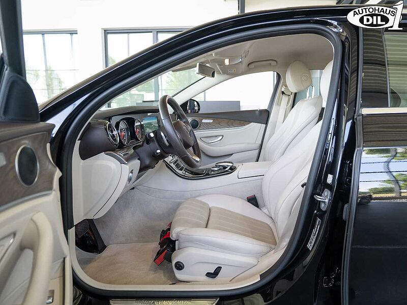 Mercedes-Benz E 200 9G Tronic 360°*DISTR. +*HEAD-UP*