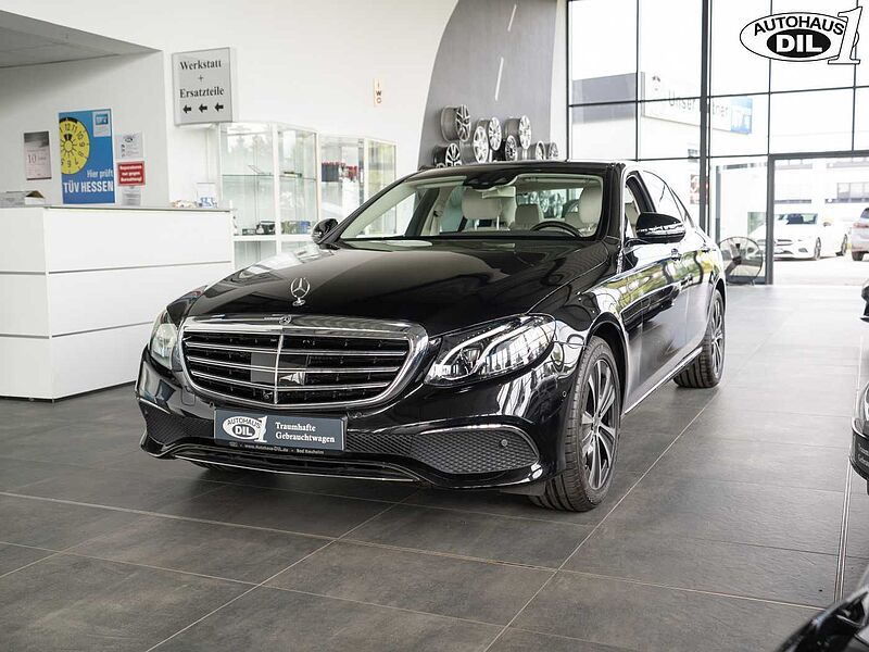 Mercedes-Benz E 200 9G Tronic 360°*DISTR. +*HEAD-UP*