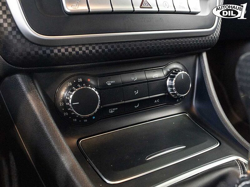 Mercedes-Benz A 180 *Keyless*NAVI*Parkass. *