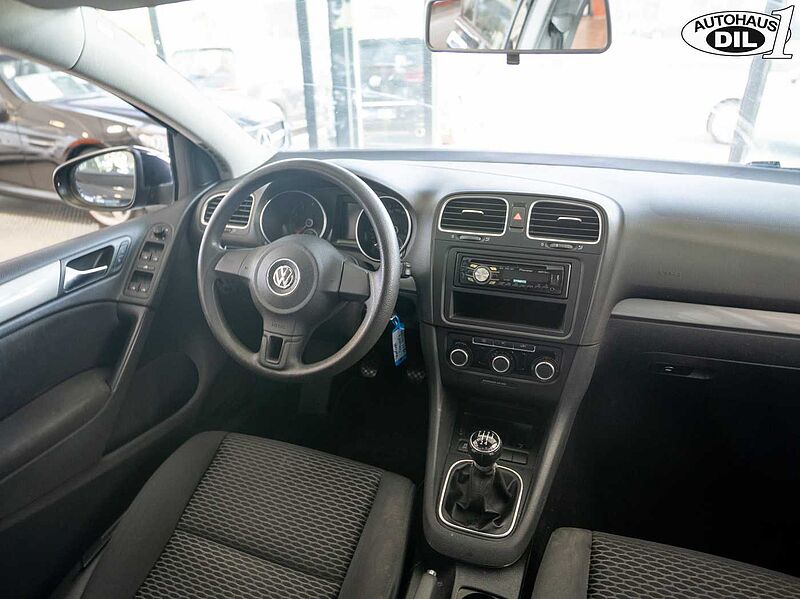 Volkswagen Golf VI * 1 Hand * * Zahnriemen NEU * Autobahn *