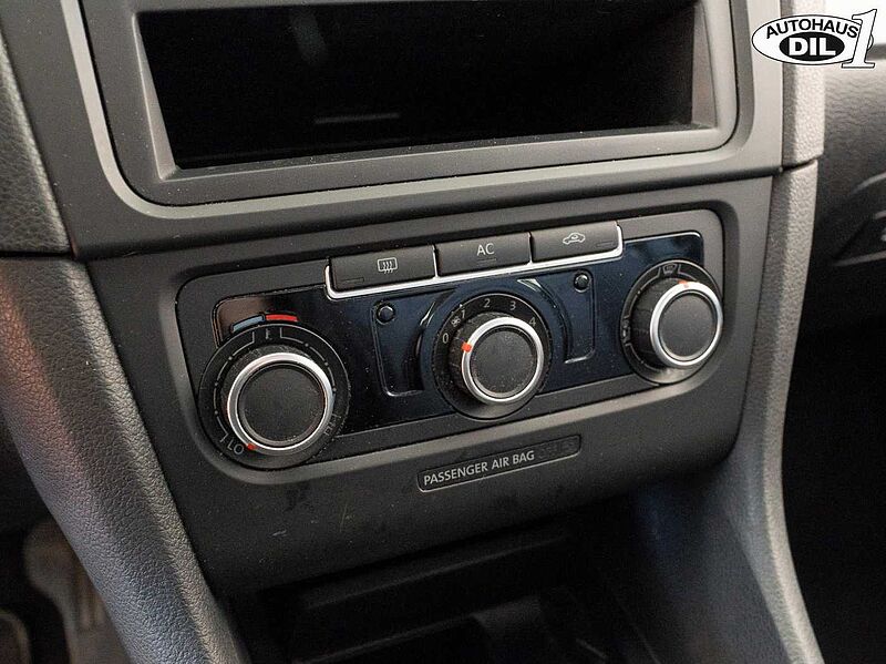 Volkswagen Golf VI * 1 Hand * * Zahnriemen NEU * Autobahn *