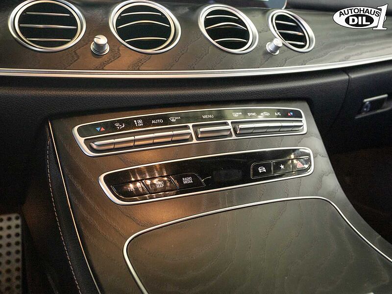 Mercedes-Benz E 200 *AMG*360-K*NIGHT*FACELIFT*