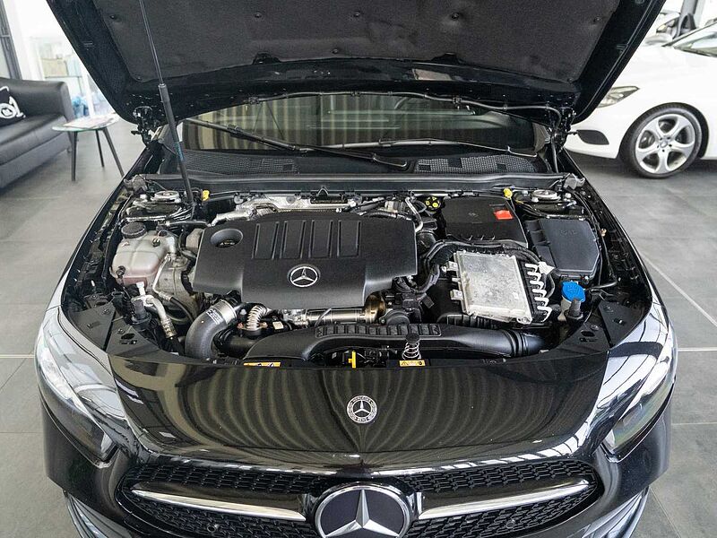 Mercedes-Benz A 200 d 4Matic AMG Line *Night*Ambiente*1.Hd. *