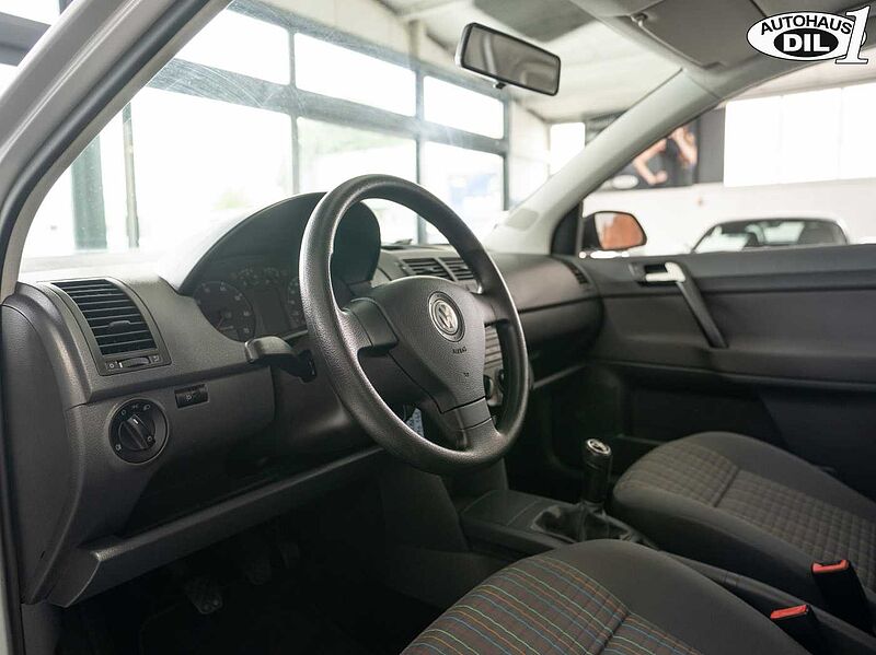Volkswagen Polo IV ' TÜV NEU '