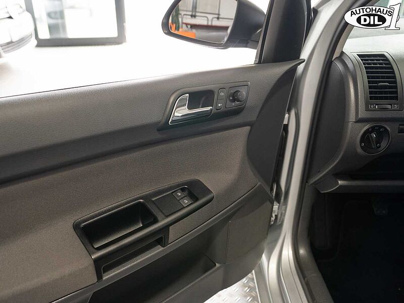 Volkswagen Polo IV ' TÜV NEU '