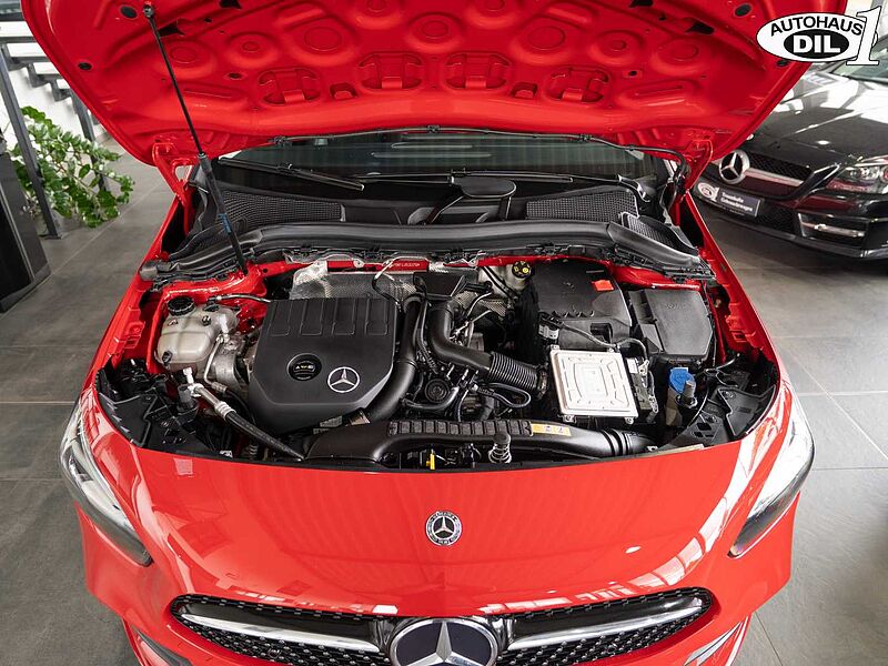 Mercedes-Benz B 200 7G-DCT *AMG-LINE*R-KAMERA*NIGHT*PANO*