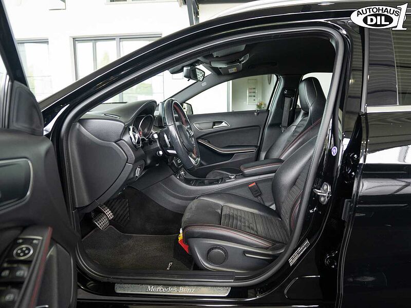 Mercedes-Benz GLA 200 *AMG-LINE*KEYLESS*AHK*