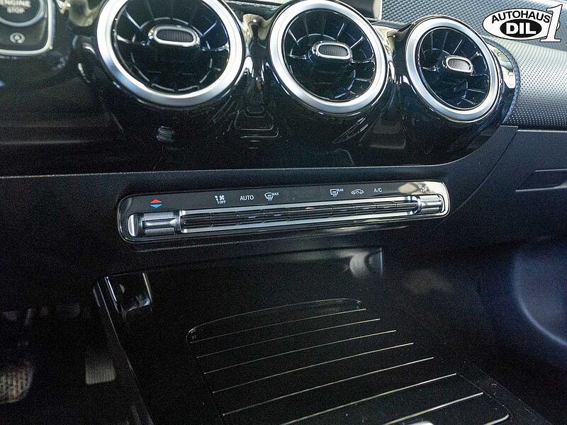 Mercedes-Benz CLA 200 d SB 8G-DCT *PARKASS. *SPURHALTE*1.HAND*