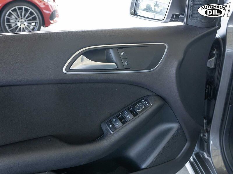 Mercedes-Benz B 180 BlueEFF. Sports Tourer *PDC*Sitzkomfort*