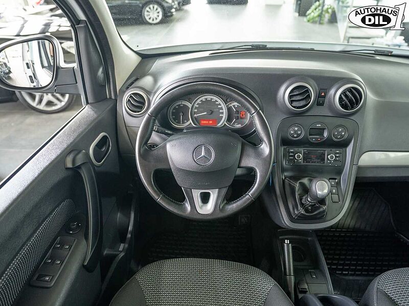 Mercedes-Benz Citan 111 CDI Kombi Lang *R-KAMERA*NAVI*1.HAND*