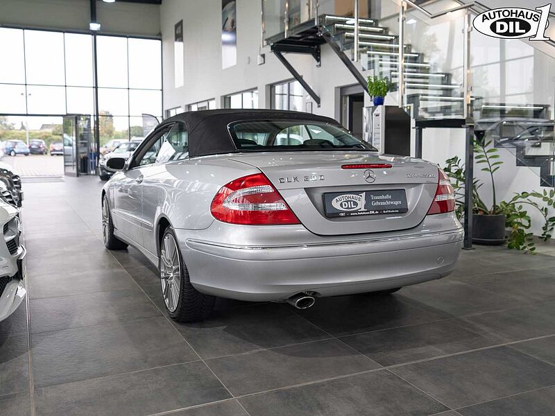 Mercedes-Benz CLK 200K*CABRIO*TÜV NEU* *SCHECKHEFT*KLIMA*SHZ*