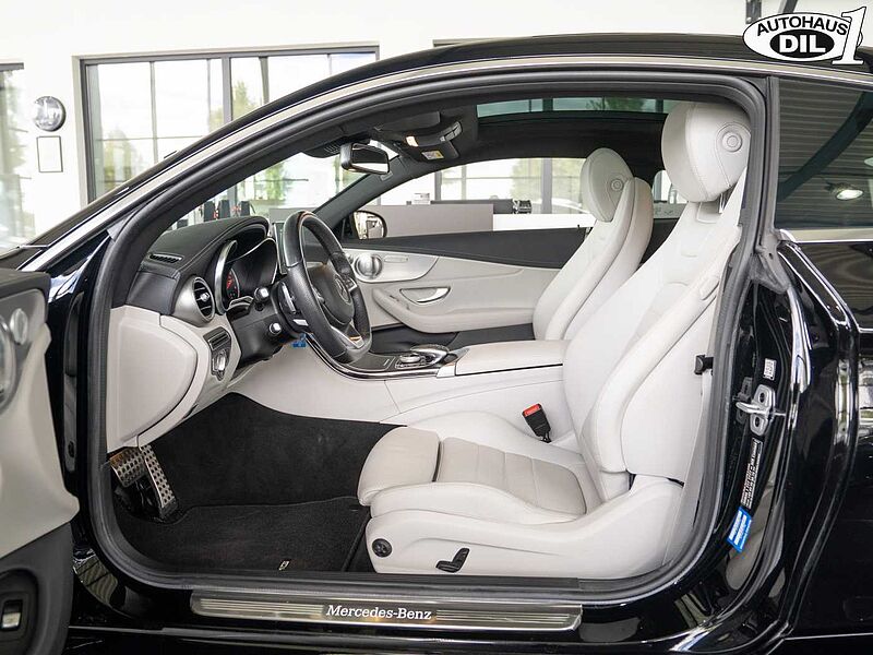 Mercedes-Benz C 180 Coupé 7G-TRONIC *AMG*R-KAMERA*PANO*BURM. *