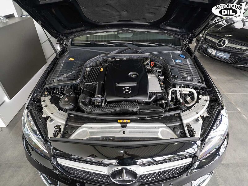 Mercedes-Benz C 180 Coupé 7G-TRONIC *AMG*R-KAMERA*PANO*BURM. *