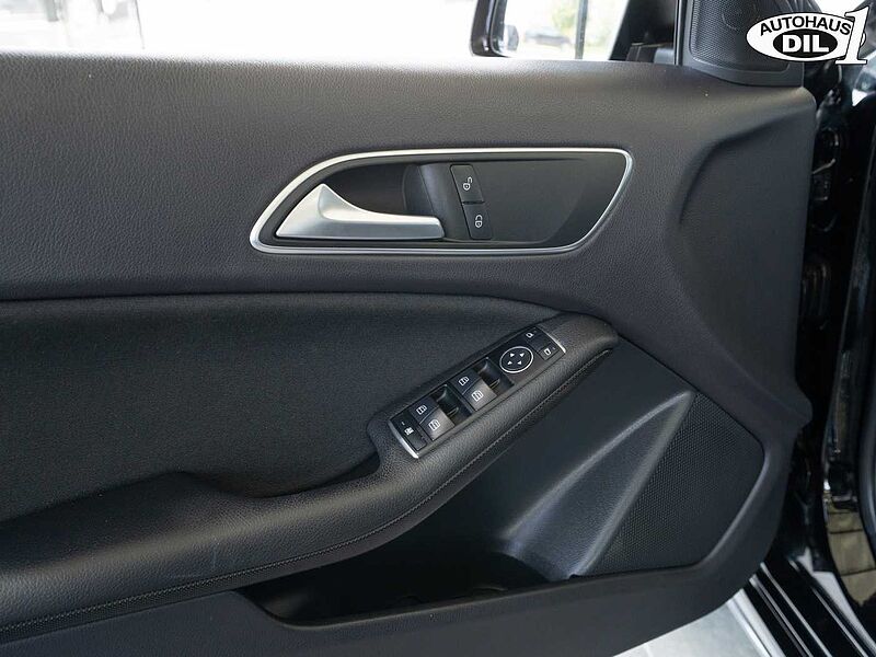 Mercedes-Benz A 180 (BlueEFFICIENCY) *SHZ*Klima*Scheckheft*