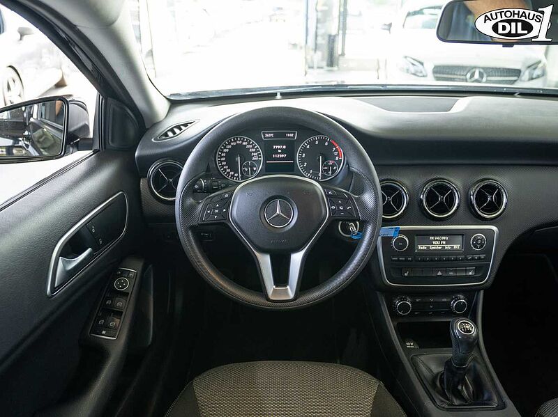 Mercedes-Benz A 180 (BlueEFFICIENCY) *SHZ*Klima*Scheckheft*
