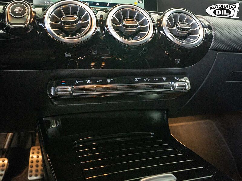 Mercedes-Benz CLA 250 e AMG Line *R-KAMERA*NIGHT*TEMPOMAT*