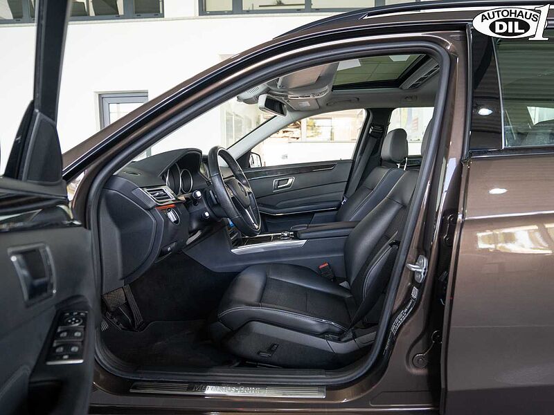 Mercedes-Benz E 220 CDI T *Schiebedach*Sportpaket*