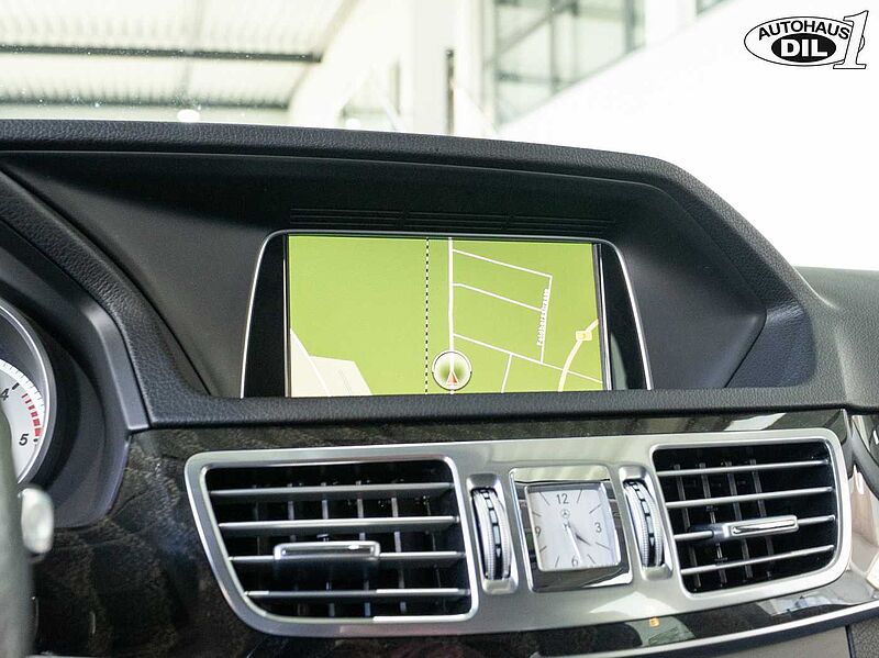 Mercedes-Benz E 220 CDI T *Schiebedach*Sportpaket*
