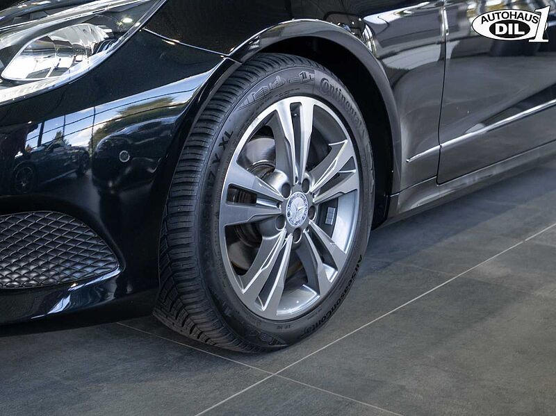 Mercedes-Benz E 200 CGI Cabrio *AHK*AIRSCARF*NAVI*