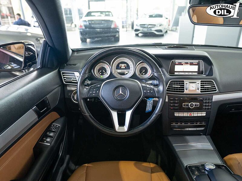 Mercedes-Benz E 200 CGI Cabrio *AHK*AIRSCARF*NAVI*
