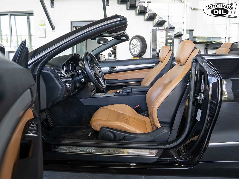 Mercedes-Benz E 200 CGI Cabrio *AHK*AIRSCARF*NAVI*