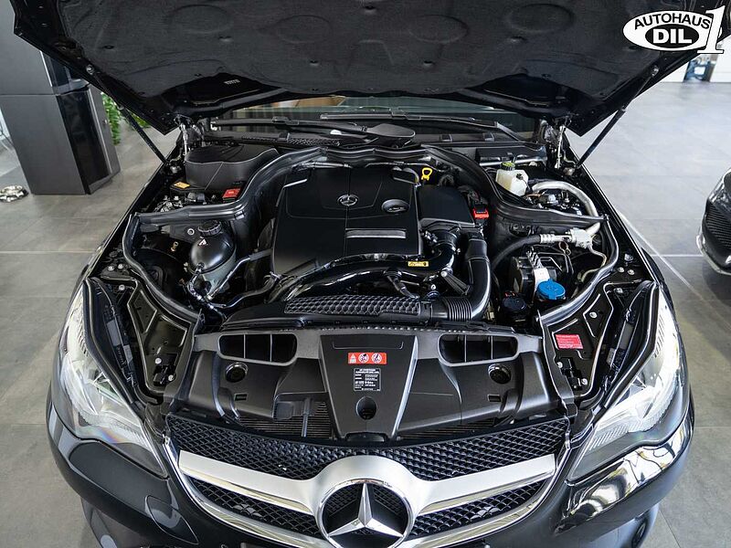 Mercedes-Benz E 200 CGI Cabrio *AHK*AIRSCARF*NAVI*