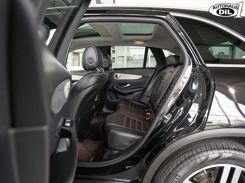 Mercedes-Benz GLC 300 de 4M 9G-T *AHK*PANO*360*AMG Inter. *