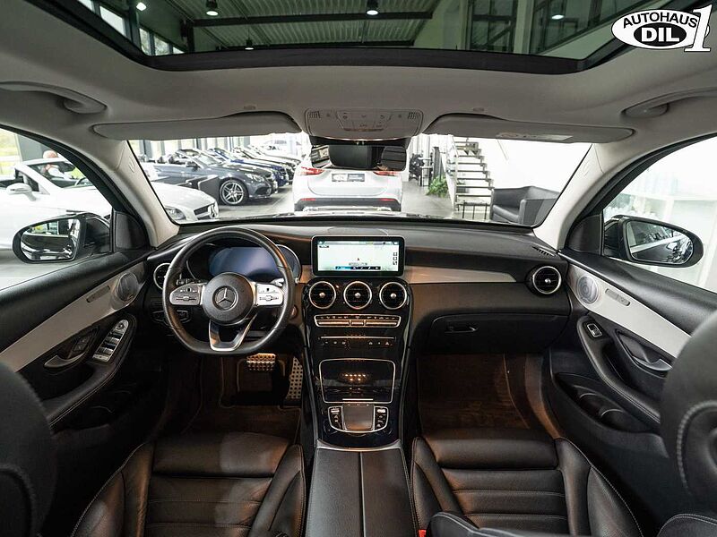 Mercedes-Benz GLC 300 de 4M 9G-T *AHK*PANO*360*AMG Inter. *