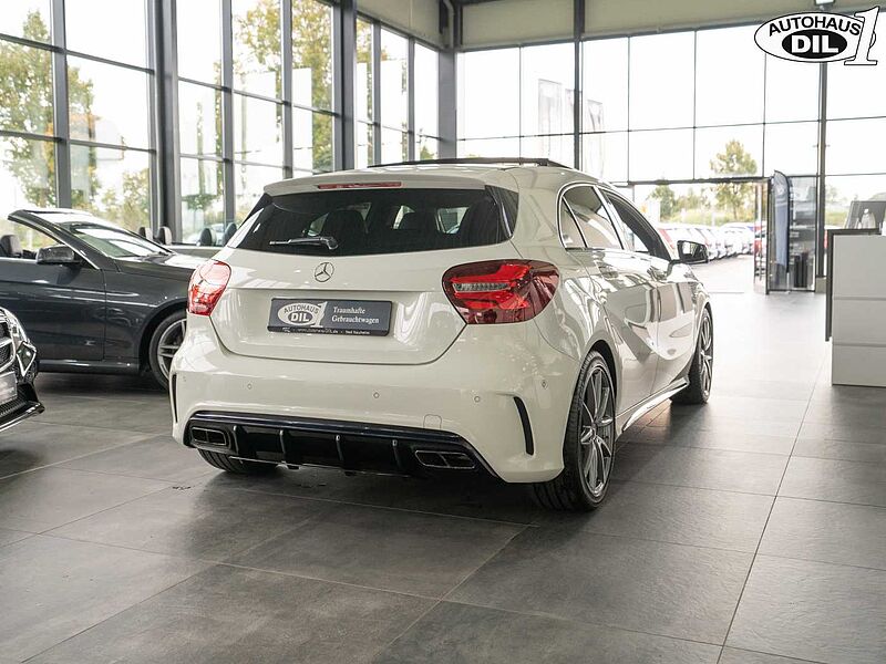 Mercedes-Benz A 45 AMG 4Matic *PANO*RFK*DISTR. +*KEYLESS-GO*