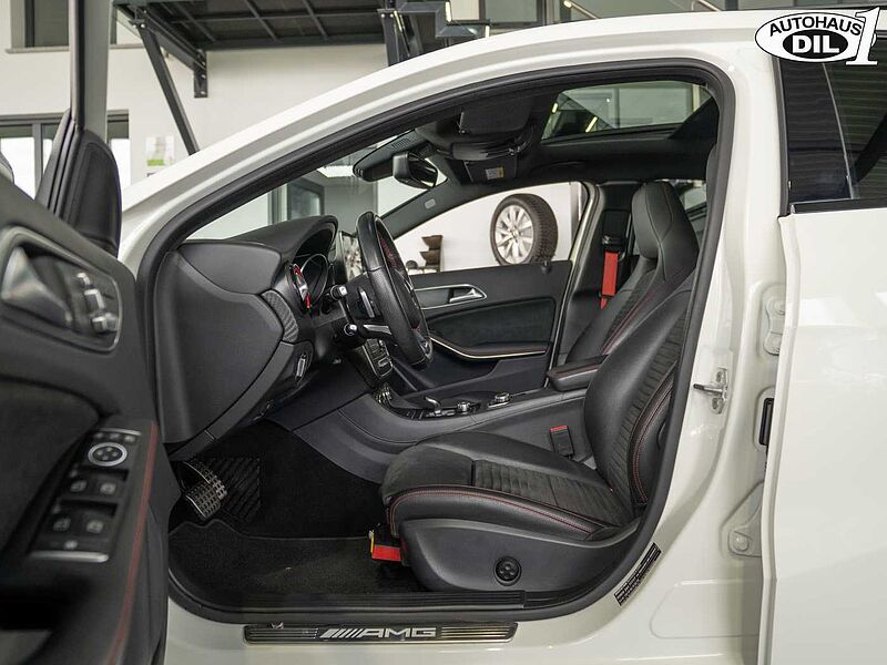 Mercedes-Benz A 45 AMG 4Matic *PANO*RFK*DISTR. +*KEYLESS-GO*