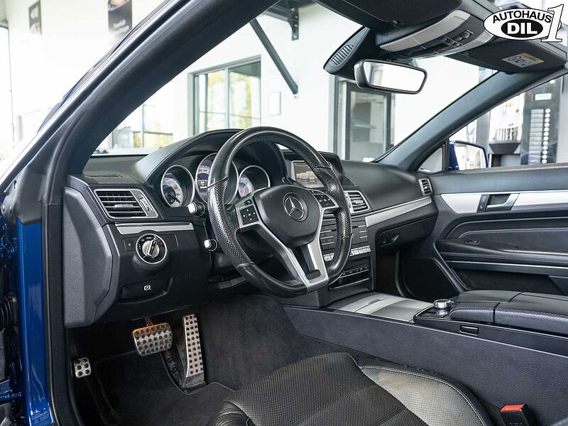 Mercedes-Benz E 220 d Cabrio 9G-T *AIRSCARF*AMG STYLING*