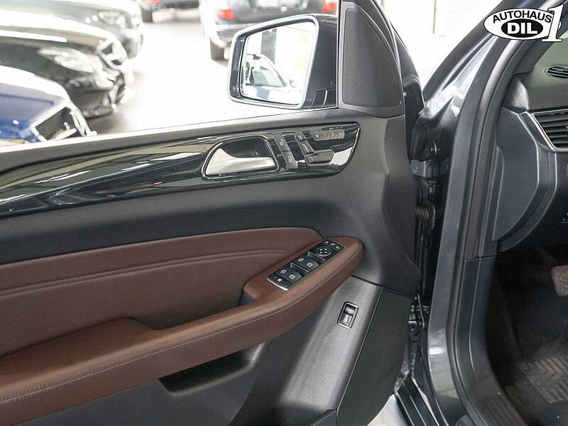 Mercedes-Benz ML 350 CDI 4Matic *360*PANO*DISTR+*1.Hd. *