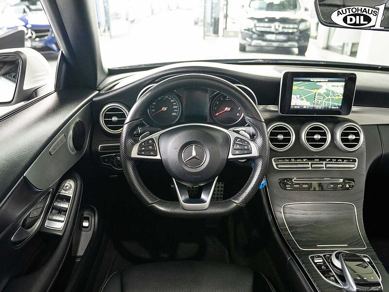 Mercedes-Benz C 250 Cabrio 9G-T *AMG*LEDER*PDC. *LED*